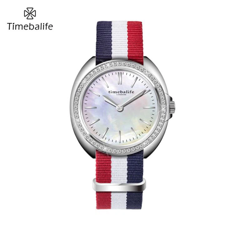 Rychlé vydání Žena Nylon Strap Watch